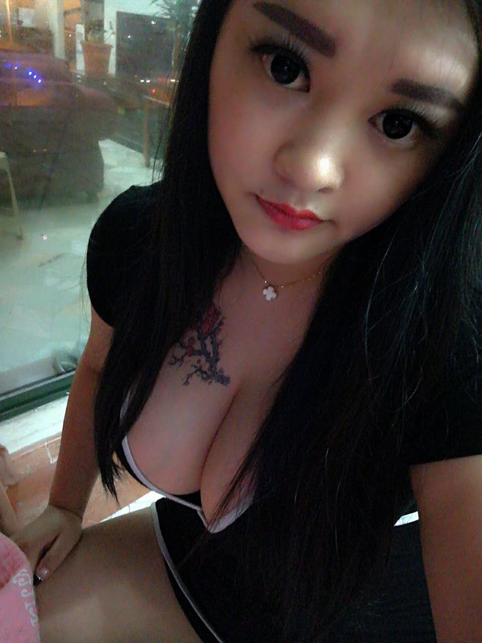 Bbw Nature Lady Anni From Japan profile image