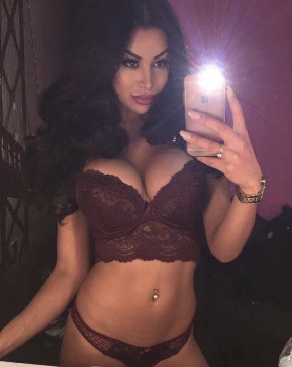 FRIDA ANAL QEEN profile image