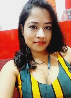 Nikita Real Meet &amp; Cam Show – Indian escort in Mumbai profile image